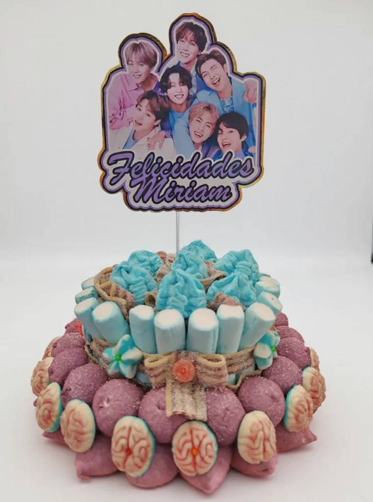 Pastel de chuches personalizado K-POP